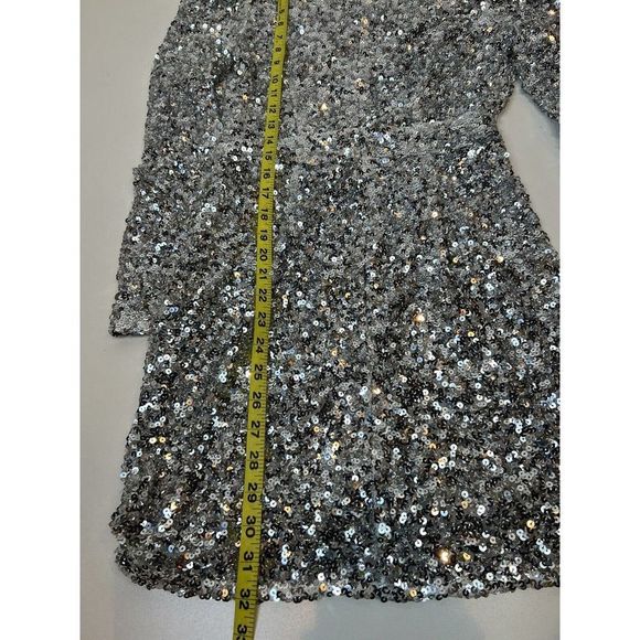Lulus Dress Womens Small New You Silver Sequin Long Sleeve Bodycon Mini Cocktail - Picture 12 of 13